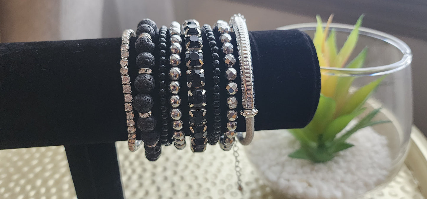 Multi Line Mixed Beads w/Charm Bracelet